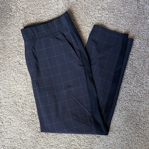 Athleta Pants - Athleta Brooklyn Ankle Pant Navy Checkered Mid Rise